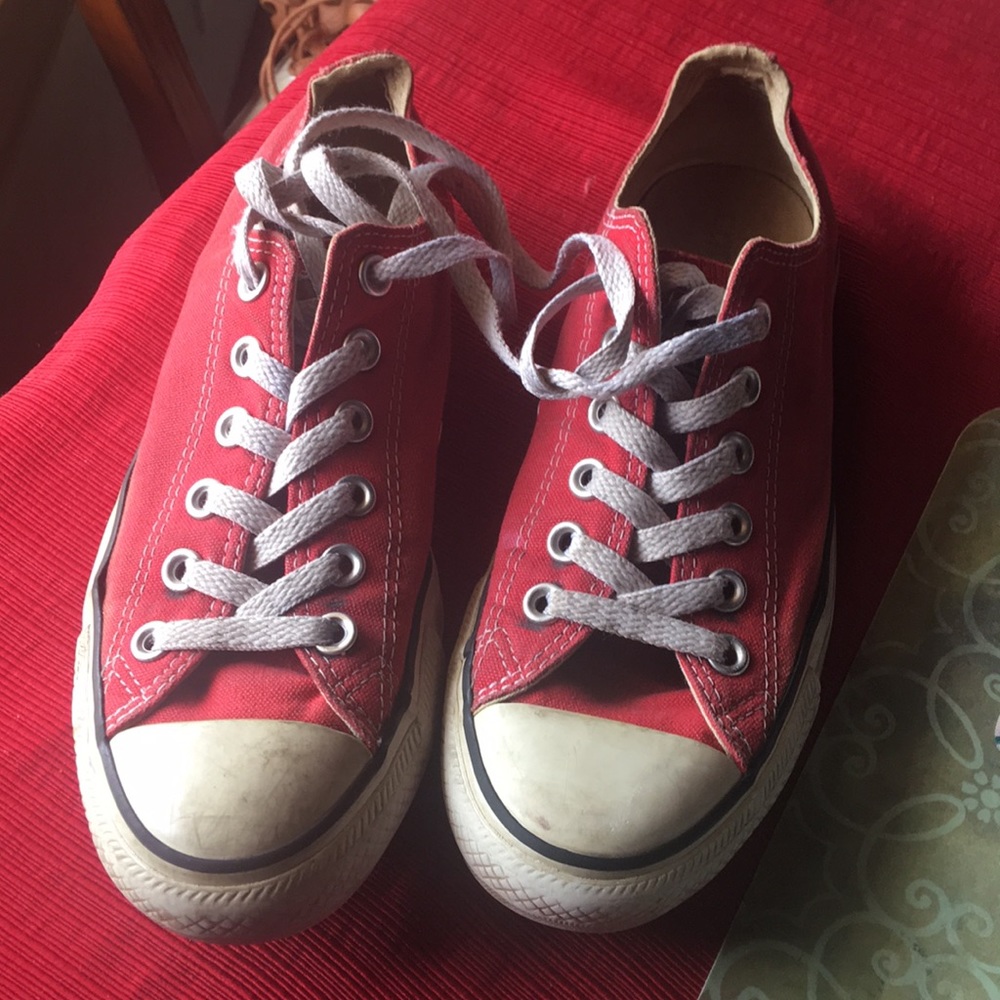 Red Converse
